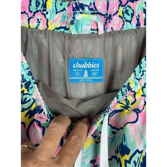 Chubbies The Vacation Blooms swim trunks sz medium - Picture 4 of 6